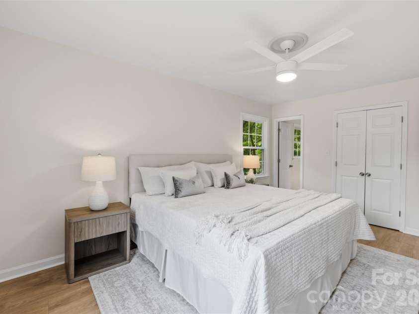 7434 Kilcullen Drive, Charlotte, NC 28270.  MLS# CAR4392099, YatesRealty ID 31618. 