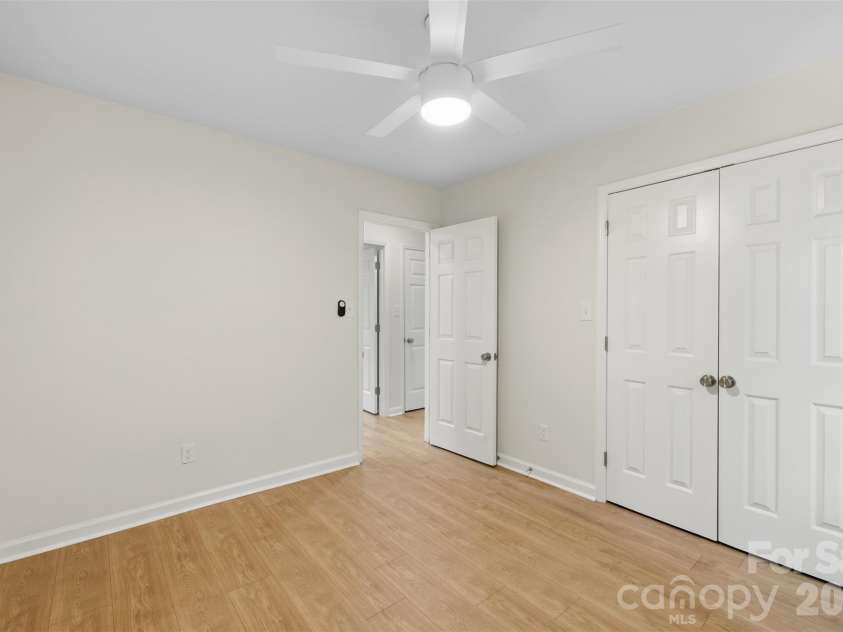 7434 Kilcullen Drive, Charlotte, NC 28270.  MLS# CAR4392099, YatesRealty ID 31618. 