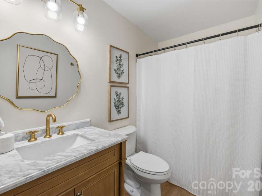7434 Kilcullen Drive, Charlotte, NC 28270.  MLS# CAR4392099, YatesRealty ID 31618. 