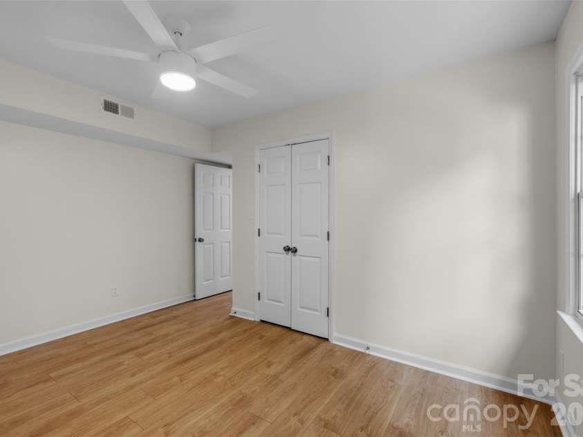 7434 Kilcullen Drive, Charlotte, NC 28270.  MLS# CAR4392099, YatesRealty ID 31618. 