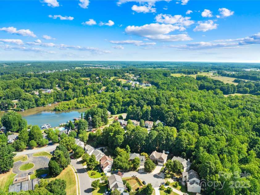 108 Fransher Lane, Mooresville, NC 28117.  MLS# CAR4285181, YatesRealty ID 31619. 