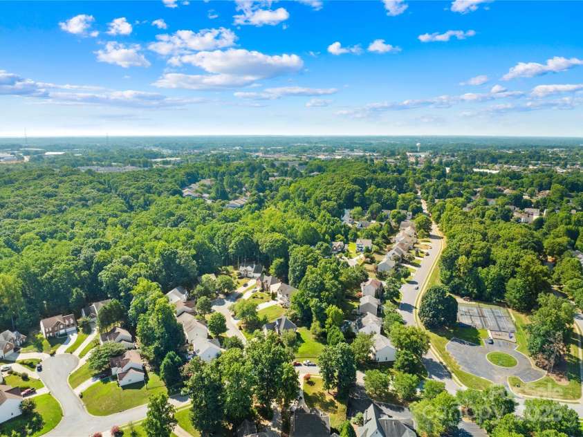 108 Fransher Lane, Mooresville, NC 28117.  MLS# CAR4285181, YatesRealty ID 31619. 