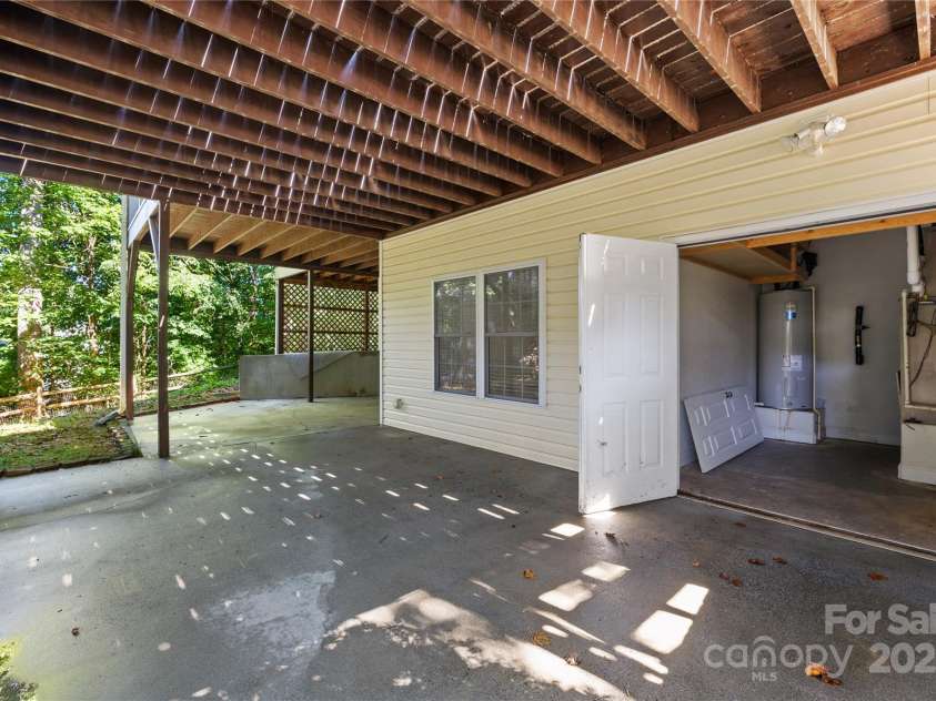 108 Fransher Lane, Mooresville, NC 28117.  MLS# CAR4285181, YatesRealty ID 31619. 