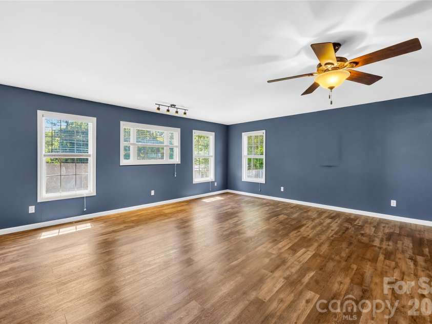 181 Sigmon Road, Statesville, NC 28677.  MLS# CAR4384654, YatesRealty ID 31620. 