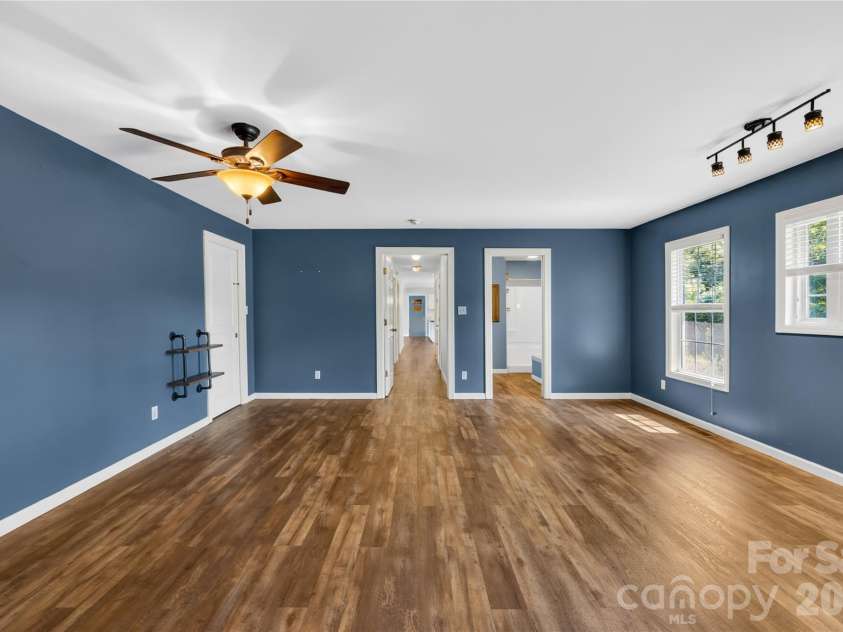 181 Sigmon Road, Statesville, NC 28677.  MLS# CAR4384654, YatesRealty ID 31620. 