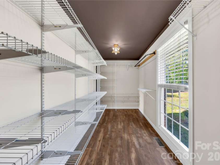 181 Sigmon Road, Statesville, NC 28677.  MLS# CAR4384654, YatesRealty ID 31620. 