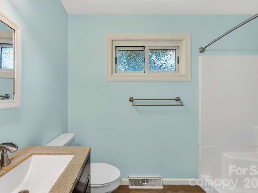 181 Sigmon Road, Statesville, NC 28677.  MLS# CAR4384654, YatesRealty ID 31620. 