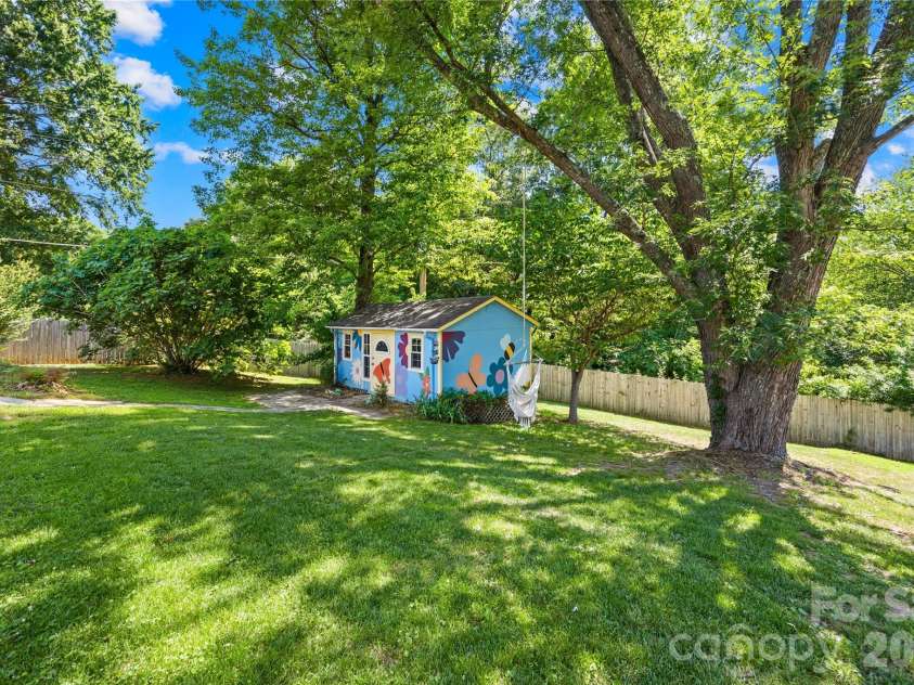 181 Sigmon Road, Statesville, NC 28677.  MLS# CAR4384654, YatesRealty ID 31620. 