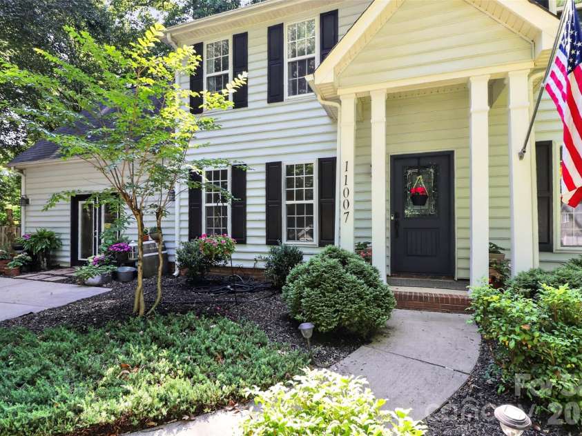 11007 Secotan Lane, Matthews, NC 28105.  MLS# CAR4393288, YatesRealty ID 31622. 