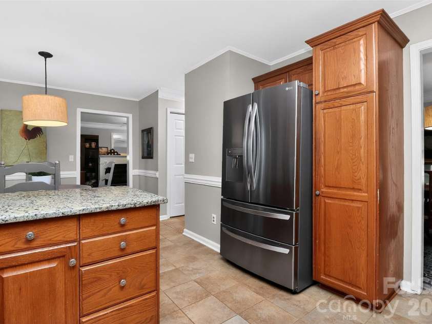 11007 Secotan Lane, Matthews, NC 28105.  MLS# CAR4393288, YatesRealty ID 31622. 