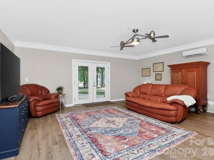 11007 Secotan Lane, Matthews, NC 28105.  MLS# CAR4393288, YatesRealty ID 31622. 