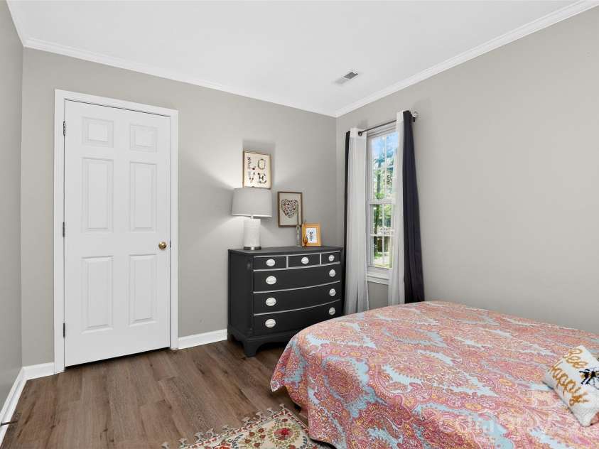 11007 Secotan Lane, Matthews, NC 28105.  MLS# CAR4393288, YatesRealty ID 31622. 