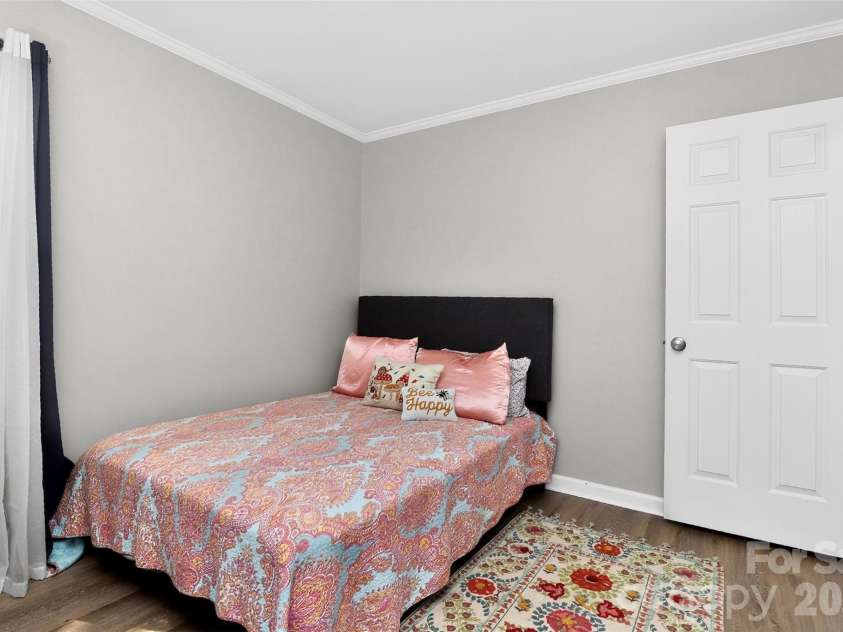 11007 Secotan Lane, Matthews, NC 28105.  MLS# CAR4393288, YatesRealty ID 31622. 