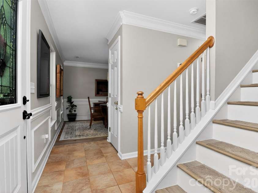 11007 Secotan Lane, Matthews, NC 28105.  MLS# CAR4393288, YatesRealty ID 31622. 