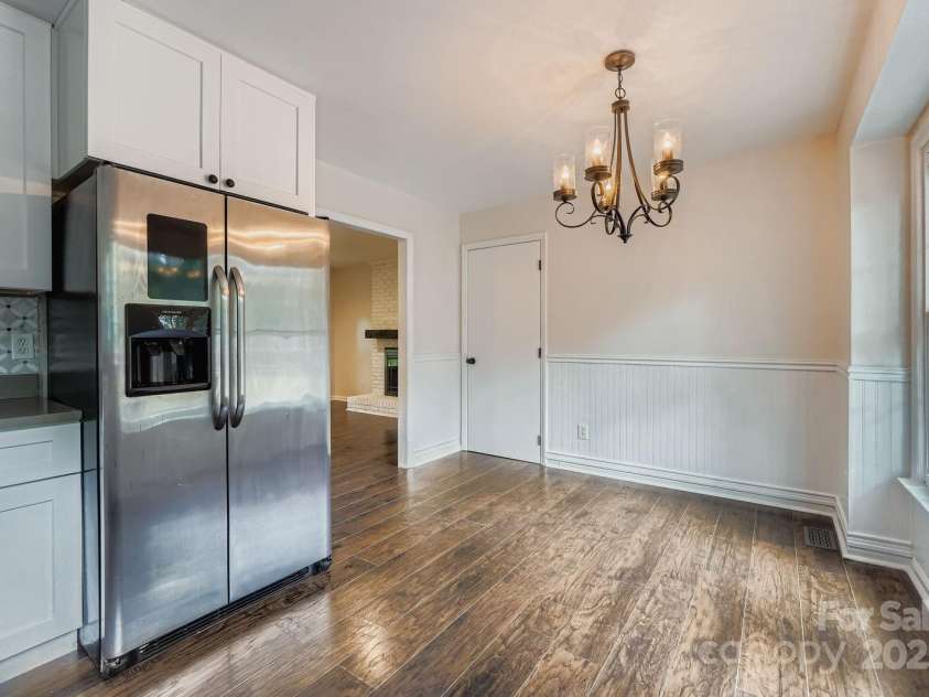 7325 Honey Flower Place, Charlotte, NC 28214.  MLS# CAR4286635, YatesRealty ID 31622. 