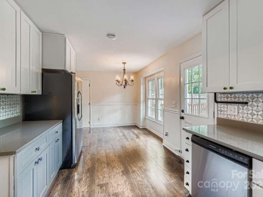 7325 Honey Flower Place, Charlotte, NC 28214.  MLS# CAR4286635, YatesRealty ID 31622. 