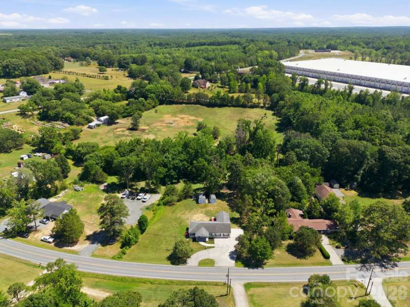2964 Lane Street, Kannapolis, NC 28083.  MLS# CAR4394335, YatesRealty ID 31624. Prime Location