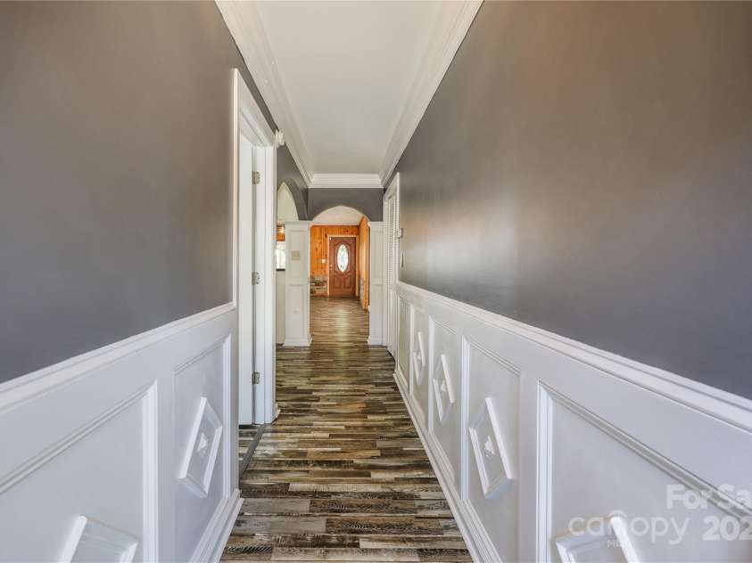 4651 Shiptontown Road, Denton, NC 27239.  MLS# CAR4286059, YatesRealty ID 31624. Hallway