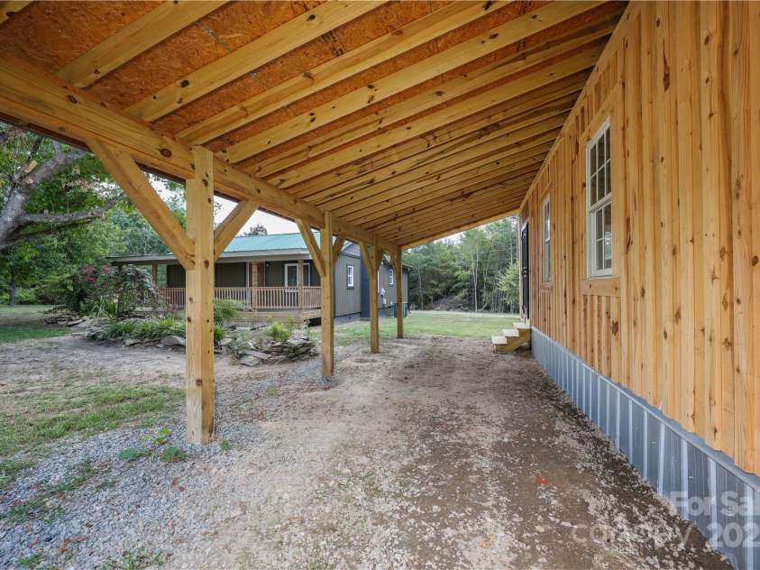 4651 Shiptontown Road, Denton, NC 27239.  MLS# CAR4286059, YatesRealty ID 31624. Vehicle parking