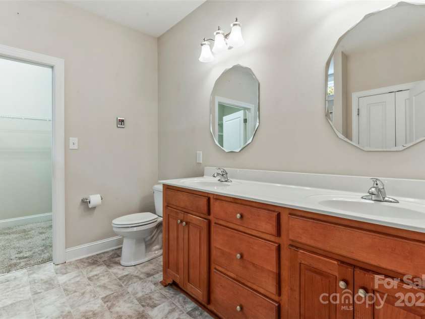 509 Garner Drive, Salisbury, NC 28146.  MLS# CAR4287549, YatesRealty ID 31626. 
