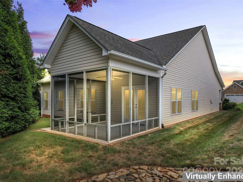 509 Garner Drive, Salisbury, NC 28146.  MLS# CAR4287549, YatesRealty ID 31626. 