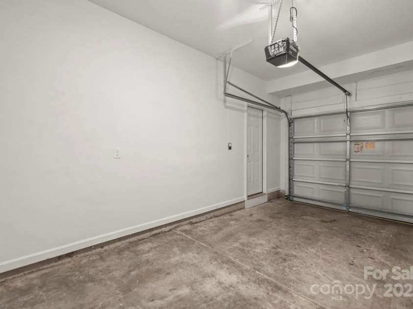 104 Arcadian Way, Mooresville, NC 28117.  MLS# CAR4288099, YatesRealty ID 31627. Finished garage