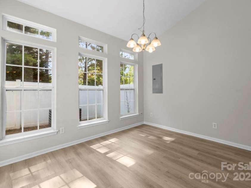 104 Arcadian Way, Mooresville, NC 28117.  MLS# CAR4288099, YatesRealty ID 31627. Wall of windows
