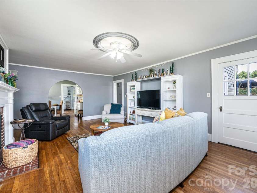 601 Malcolm Boulevard, Connelly Springs, NC 28612.  MLS# CAR4393158, YatesRealty ID 31627. 