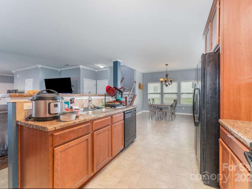 1459 Winter Drive, Statesville, NC 28677.  MLS# CAR4288886, YatesRealty ID 31628. 