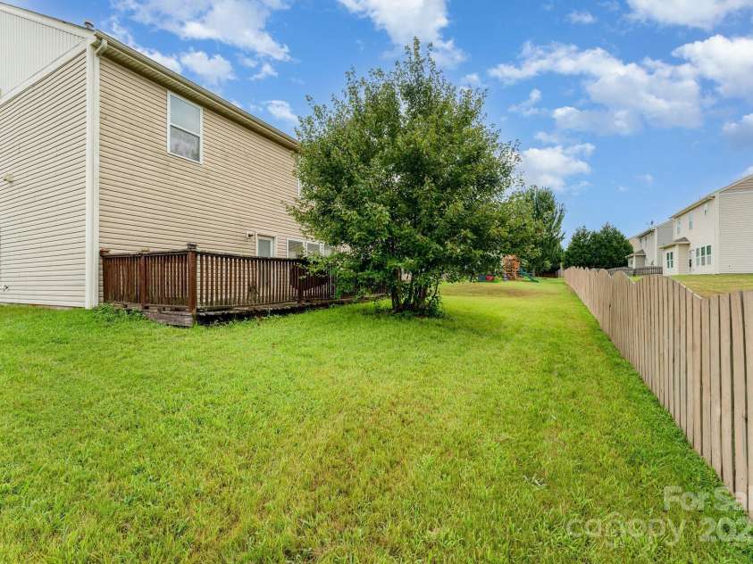 1459 Winter Drive, Statesville, NC 28677.  MLS# CAR4288886, YatesRealty ID 31628. 