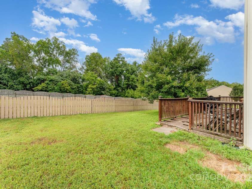 1459 Winter Drive, Statesville, NC 28677.  MLS# CAR4288886, YatesRealty ID 31628. 