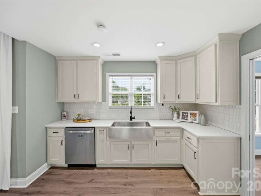 2801 Sweetgrass Lane, Monroe, NC 28112.  MLS# CAR4394232, YatesRealty ID 31628. 