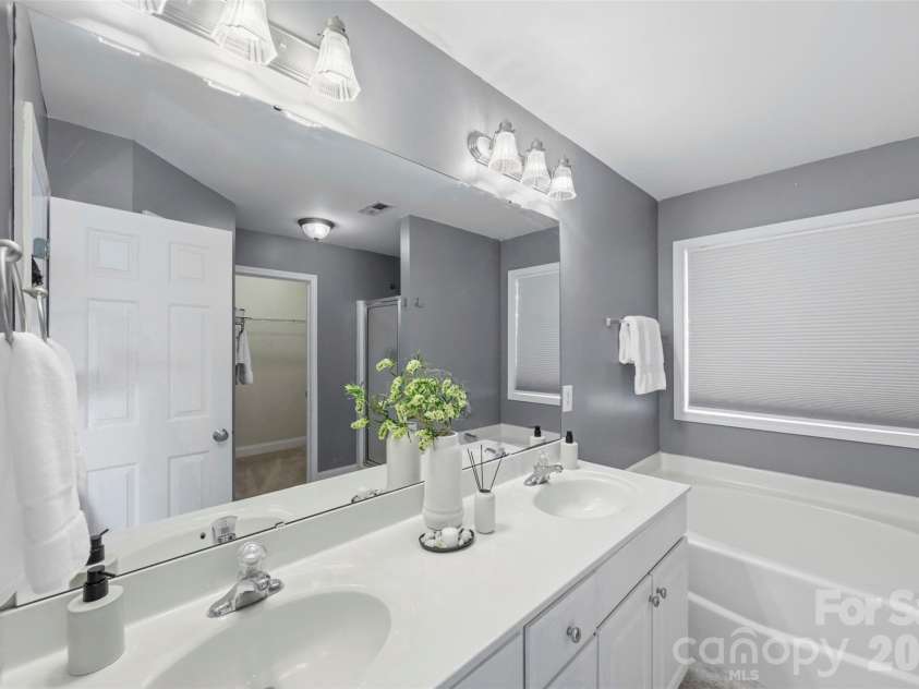 2801 Sweetgrass Lane, Monroe, NC 28112.  MLS# CAR4394232, YatesRealty ID 31628. 