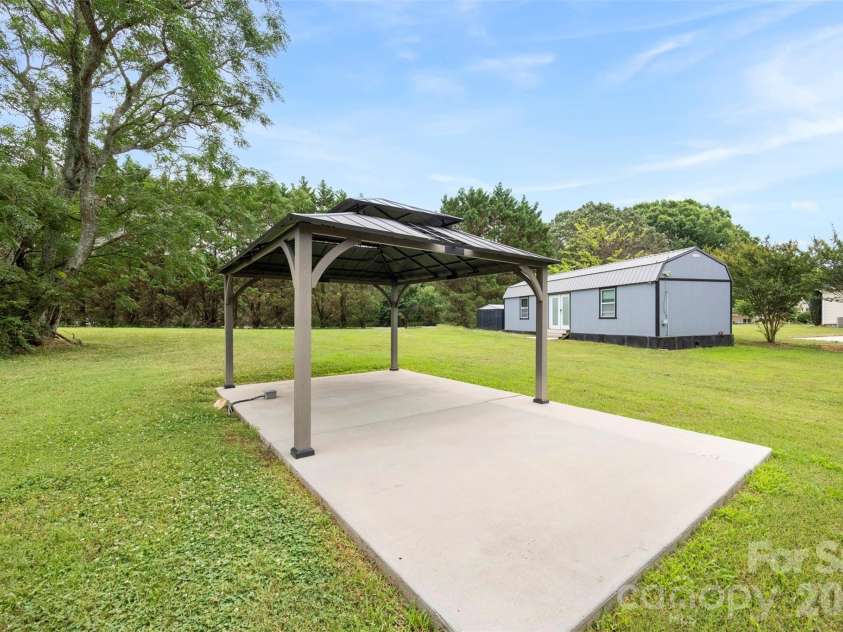2801 Sweetgrass Lane, Monroe, NC 28112.  MLS# CAR4394232, YatesRealty ID 31628. 