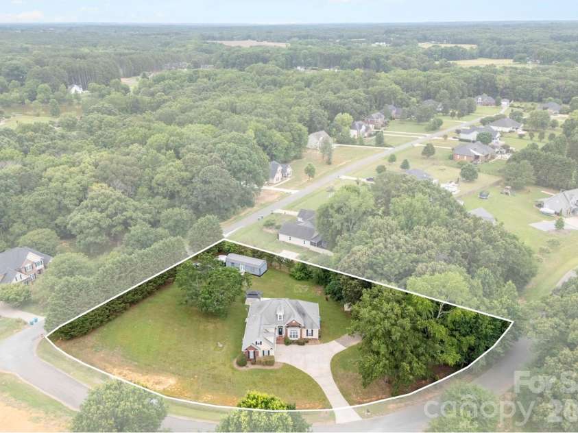 2801 Sweetgrass Lane, Monroe, NC 28112.  MLS# CAR4394232, YatesRealty ID 31628. 