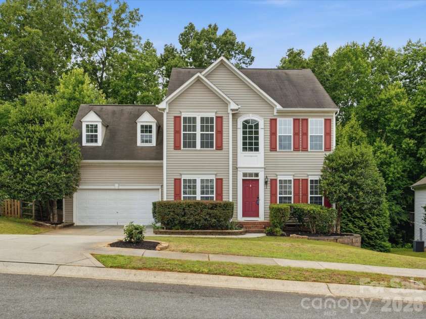 4030 Garden Oak Drive, Indian Trail, NC 28079.  MLS# CAR4394207, YatesRealty ID 31629. 