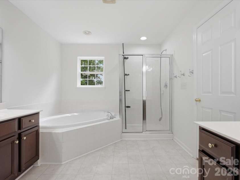 4030 Garden Oak Drive, Indian Trail, NC 28079.  MLS# CAR4394207, YatesRealty ID 31629. 