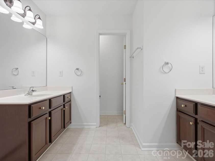4030 Garden Oak Drive, Indian Trail, NC 28079.  MLS# CAR4394207, YatesRealty ID 31629. 