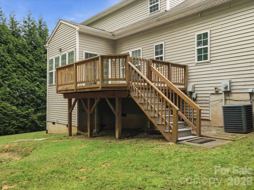 4030 Garden Oak Drive, Indian Trail, NC 28079.  MLS# CAR4394207, YatesRealty ID 31629. 