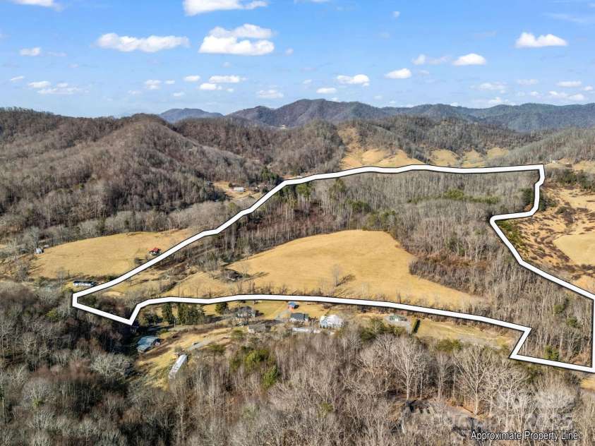132 Hurd Road, Canton, NC 28716.  MLS# CAR4221298, YatesRealty ID 3163. 