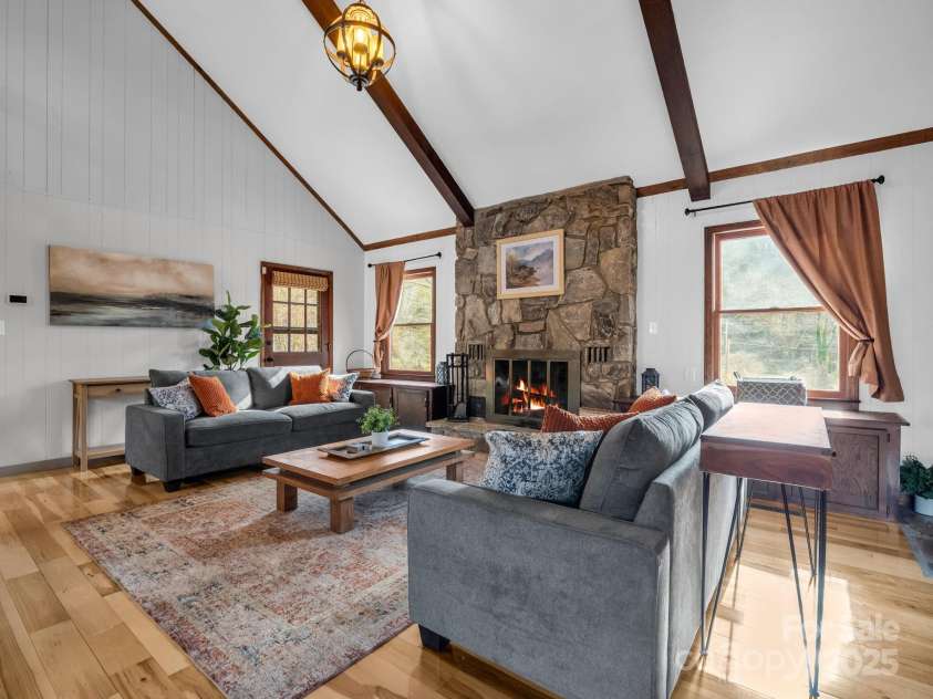 132 Hurd Road, Canton, NC 28716.  MLS# CAR4221298, YatesRealty ID 3163. 