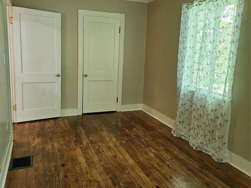 72 Mills Gap Road, Asheville, NC 28803.  MLS# CAR4285631, YatesRealty ID 31630. 