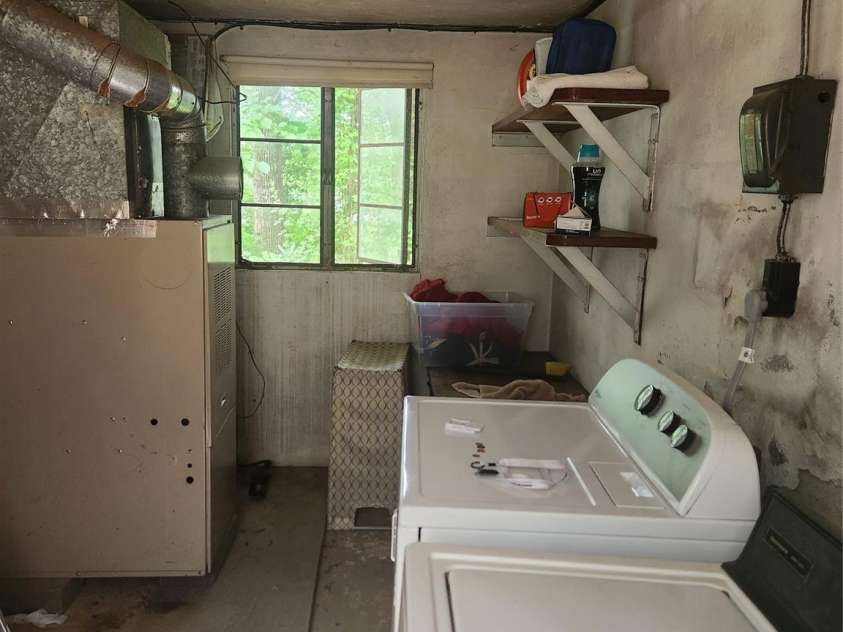 72 Mills Gap Road, Asheville, NC 28803.  MLS# CAR4285631, YatesRealty ID 31630. 