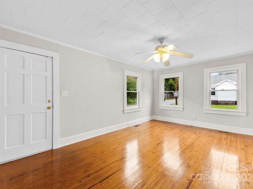 201 Sacco Street, Belmont, NC 28012.  MLS# CAR4290258, YatesRealty ID 31631. 