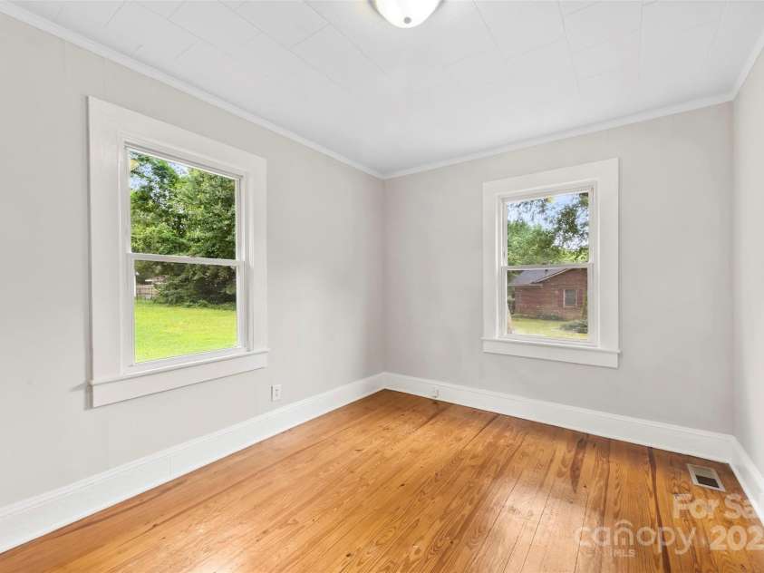 201 Sacco Street, Belmont, NC 28012.  MLS# CAR4290258, YatesRealty ID 31631. 