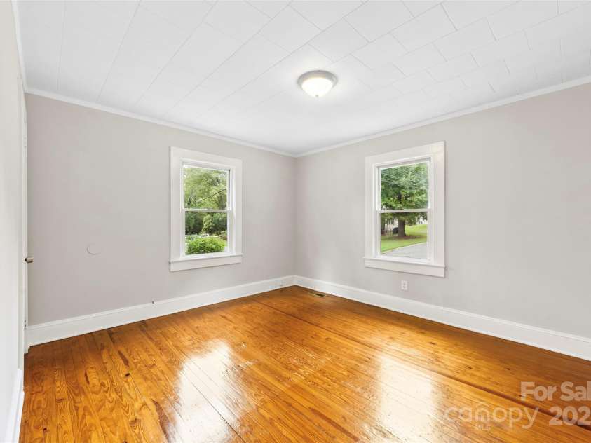 201 Sacco Street, Belmont, NC 28012.  MLS# CAR4290258, YatesRealty ID 31631. 