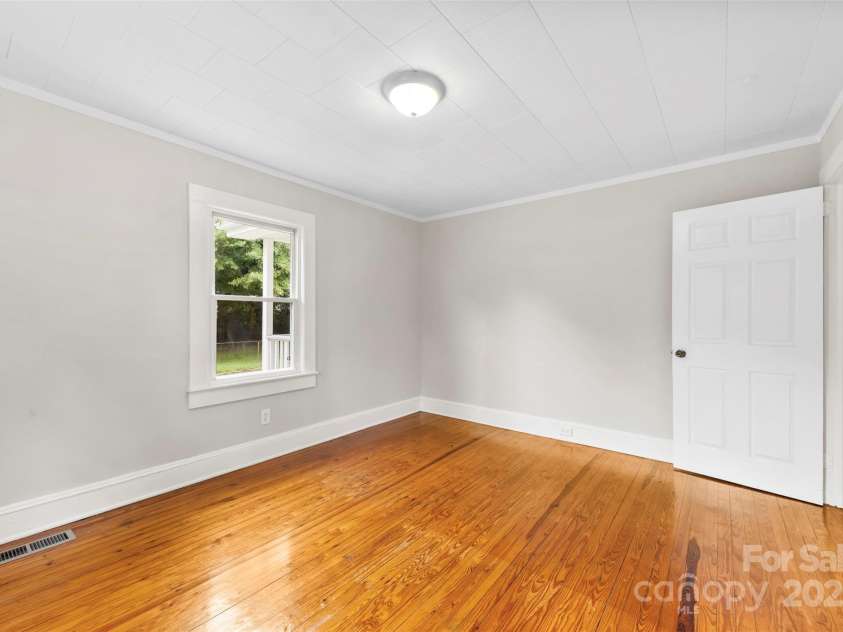 201 Sacco Street, Belmont, NC 28012.  MLS# CAR4290258, YatesRealty ID 31631. 