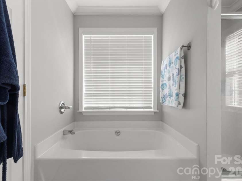 7760 Wallace Lane, Denver, NC 28037.  MLS# CAR4395134, YatesRealty ID 31631. 