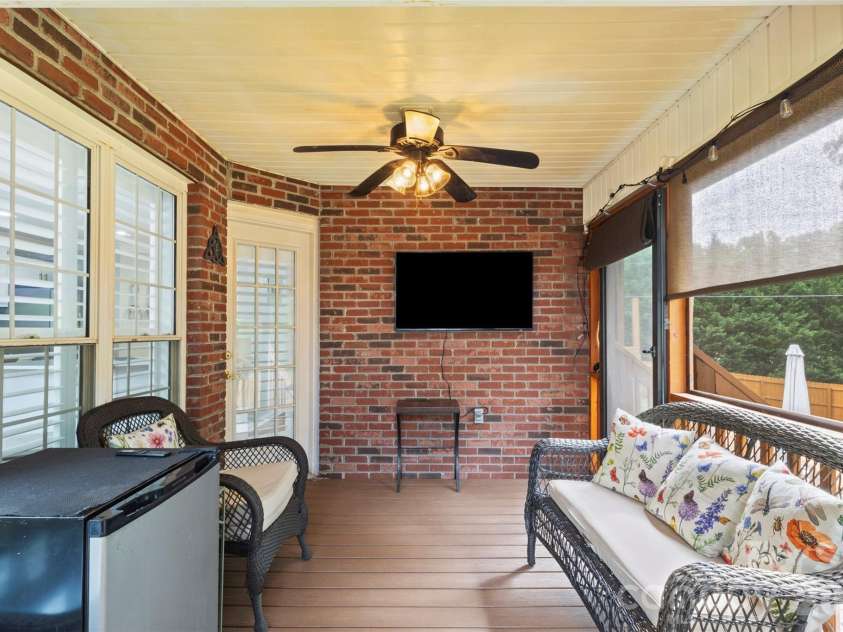7760 Wallace Lane, Denver, NC 28037.  MLS# CAR4395134, YatesRealty ID 31631. 