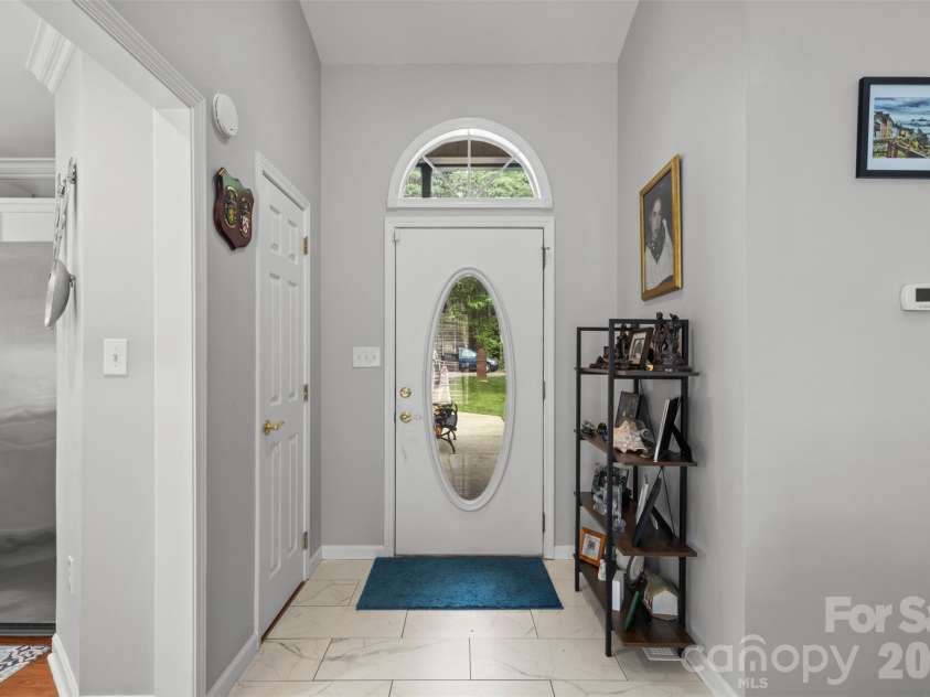 7760 Wallace Lane, Denver, NC 28037.  MLS# CAR4395134, YatesRealty ID 31631. Front fdoor